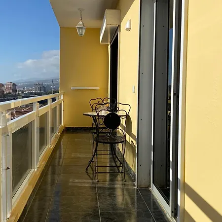 Superior In Cristianos With Sea View